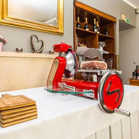 Hotel Cartellone