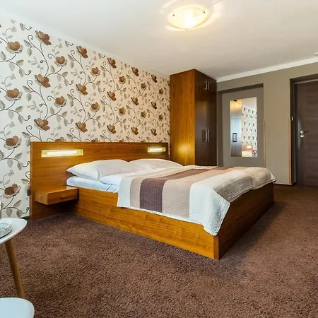 Hotel Cartellone
