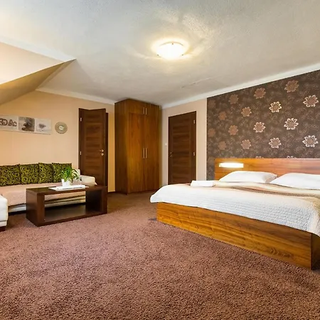Cartellone 3* Pardubice